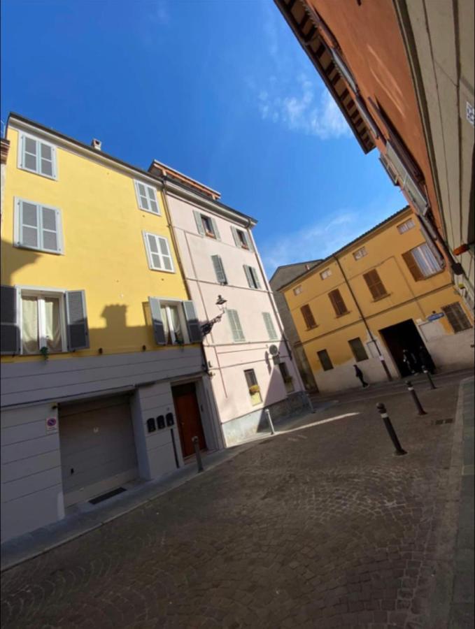Luxury 3 Al Duomo Di Parma Apartamento Exterior foto