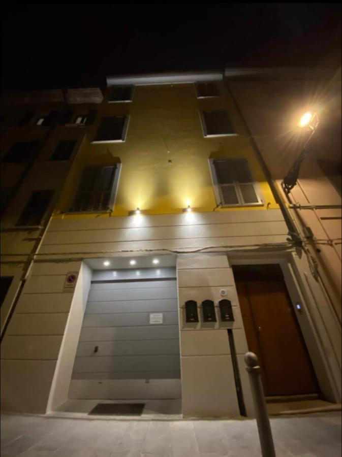 Luxury 3 Al Duomo Di Parma Apartamento Exterior foto
