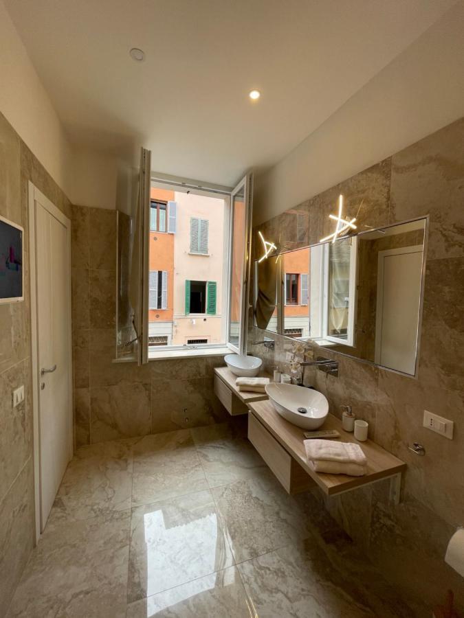 Luxury 3 Al Duomo Di Parma Apartamento Exterior foto